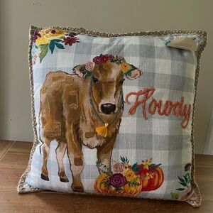 VHTF New Pioneer Woman Farmhouse Cow Throw Pillow